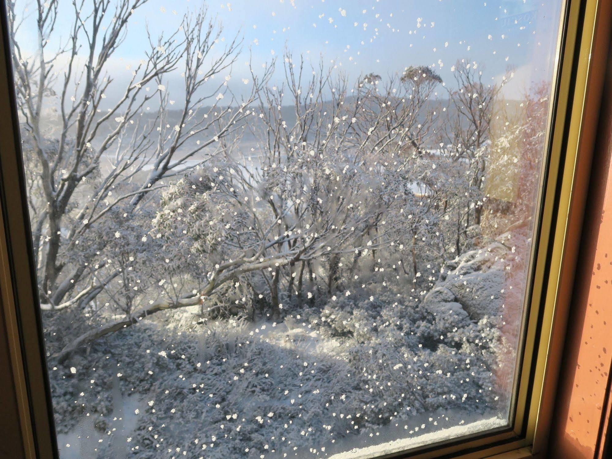 Sundeck Hotel Perisher Valley Buitenkant foto